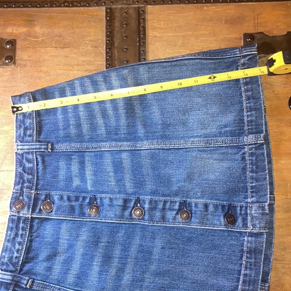 Abercrombie and Fitch denim mini skirt - Picture 5 of 8